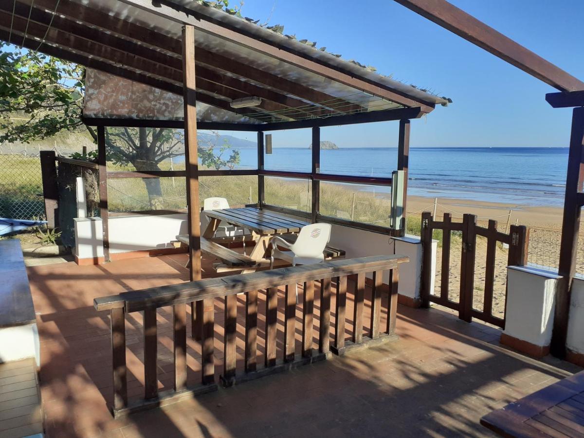 Playa Laga Villa Ibarrangelu Buitenkant foto
