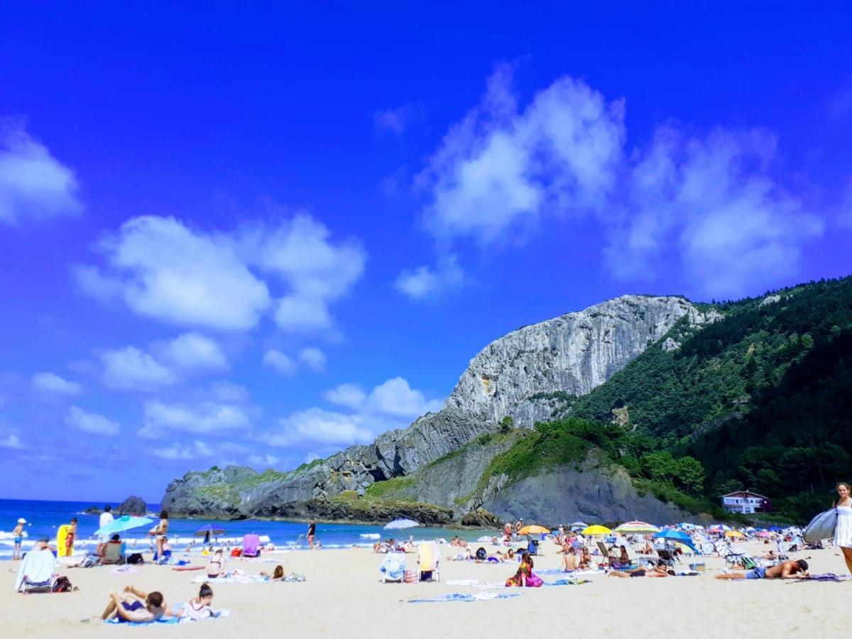 Playa Laga Villa Ibarrangelu Buitenkant foto